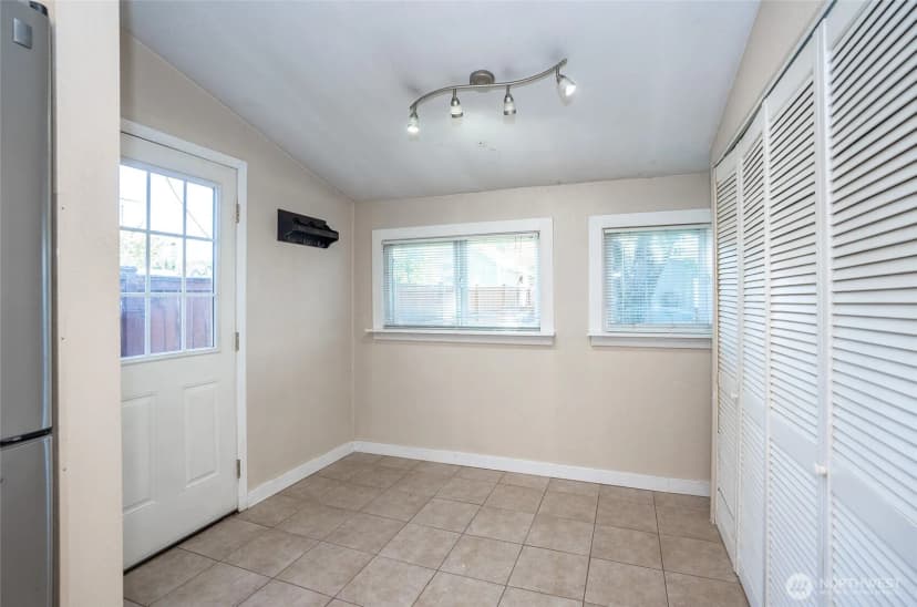 Property photo for 5210 N 46th Street, Tacoma photo 11