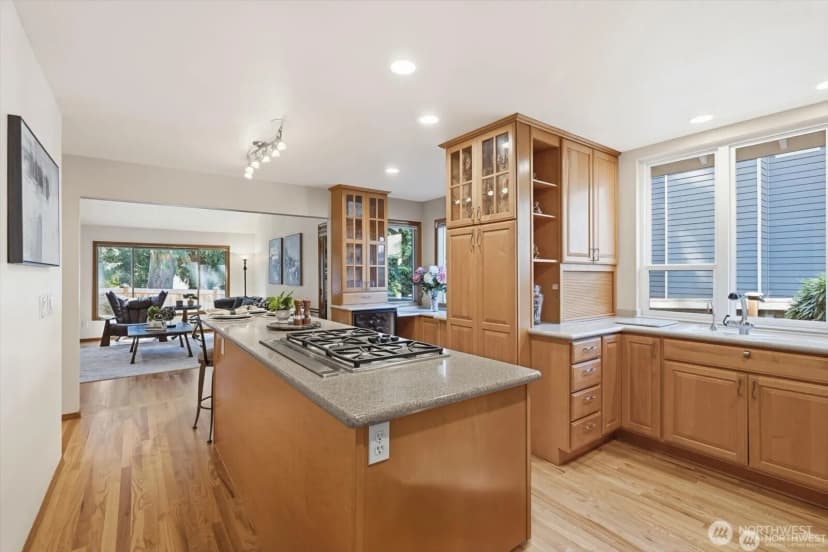 Property photo for 4649 244th Place Se, Sammamish photo 15
