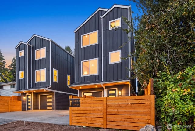 Property photo for 13321 Third Avenue Ne #d, Seattle photo 3