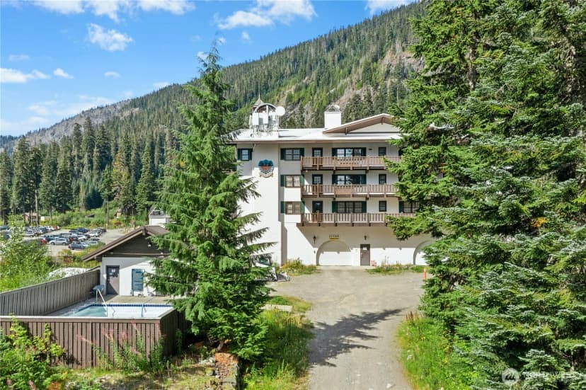 Property photo for 17700 Alpental Access Road Se #2014, North Bend photo 4