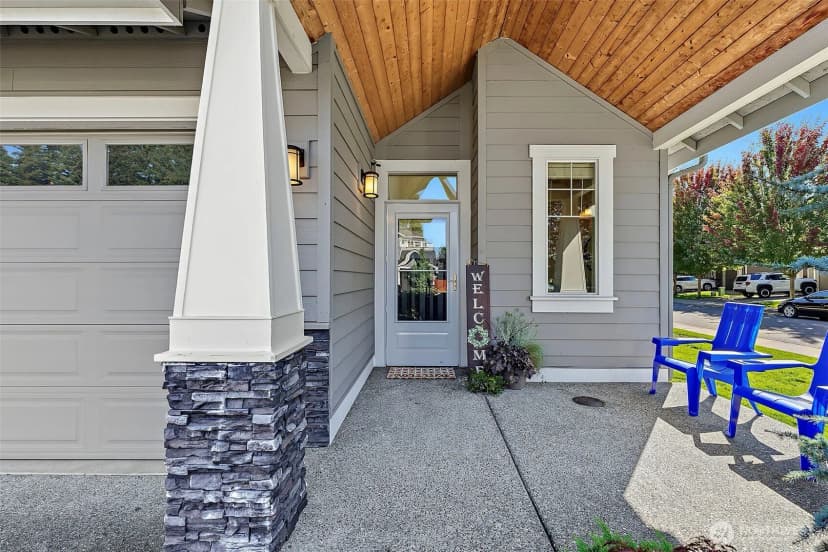 Property photo for 17123 120th Avenue E, Puyallup photo 2