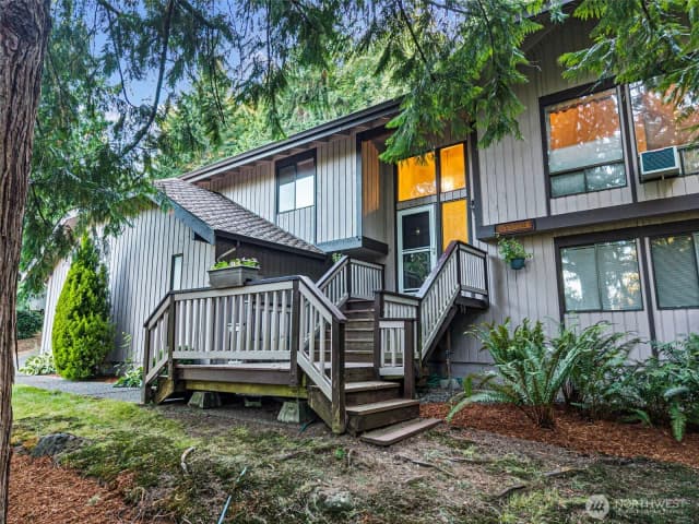 Property photo for 4417 Nw Cascade Street, Silverdale photo 3