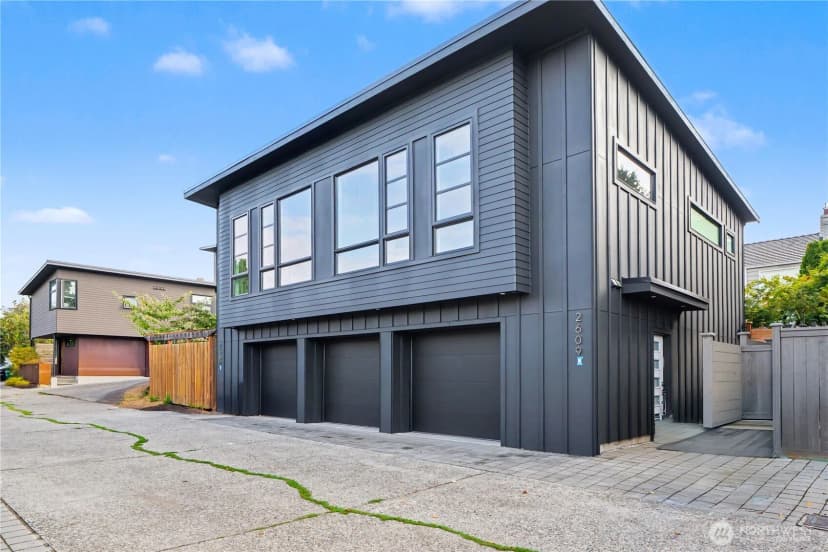 Property photo for 2609 31st Avenue W #a, Seattle