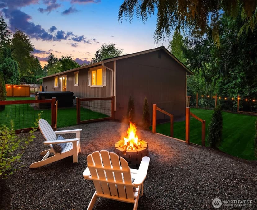 Property photo for 14722 3rd Place Ne, Duvall photo 15
