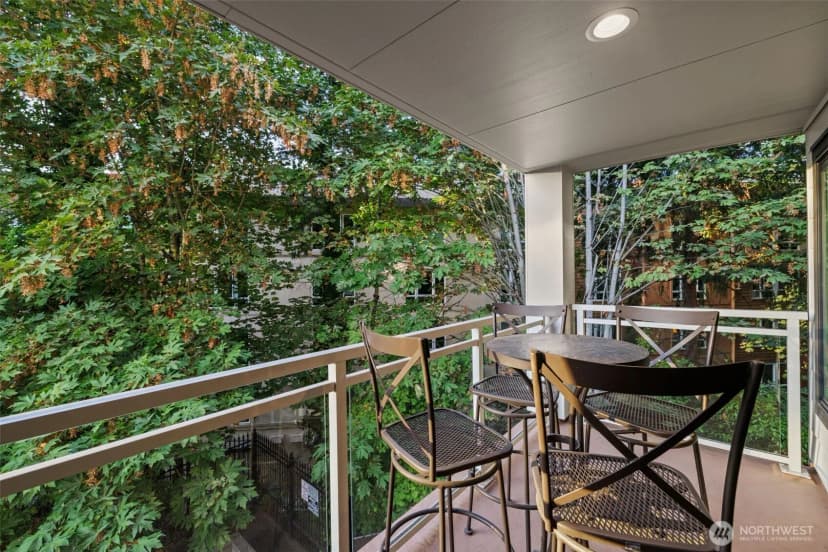 Property photo for 130 105th Avenue Se #219, Bellevue photo 16