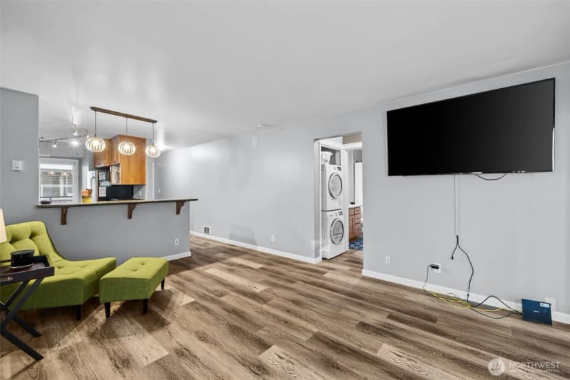 Property photo for 130 105th Avenue Se #219, Bellevue photo 12