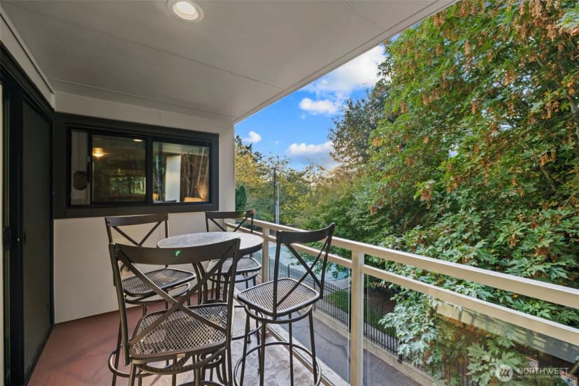 Property photo for 130 105th Avenue Se #219, Bellevue photo 17