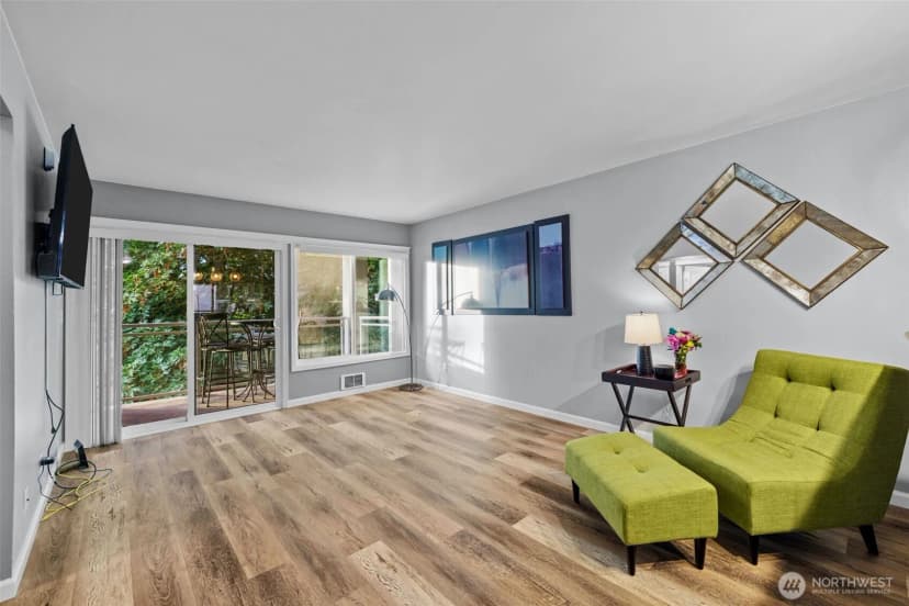 Property photo for 130 105th Avenue Se #219, Bellevue photo 10