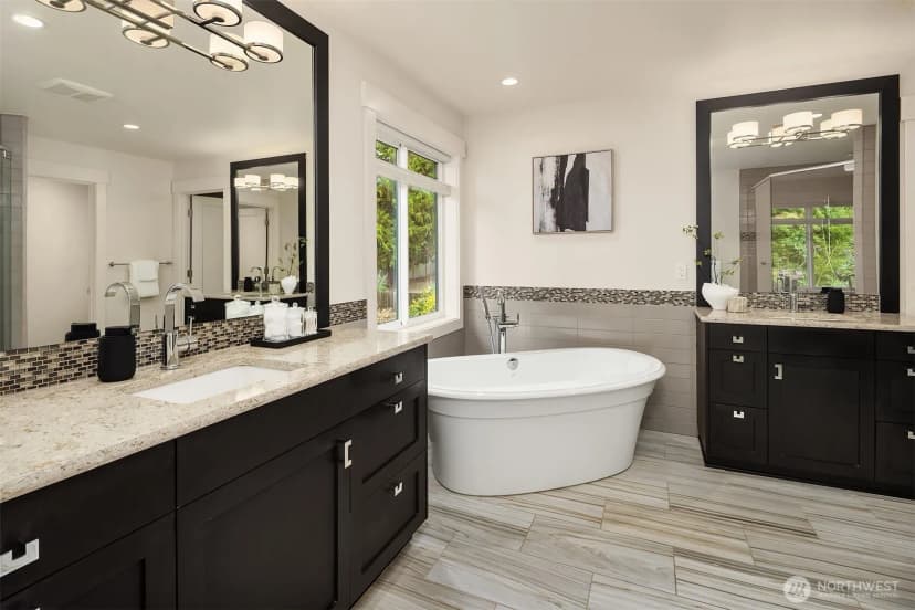 Property photo for 11210 Ne 60th Street, Kirkland photo 23