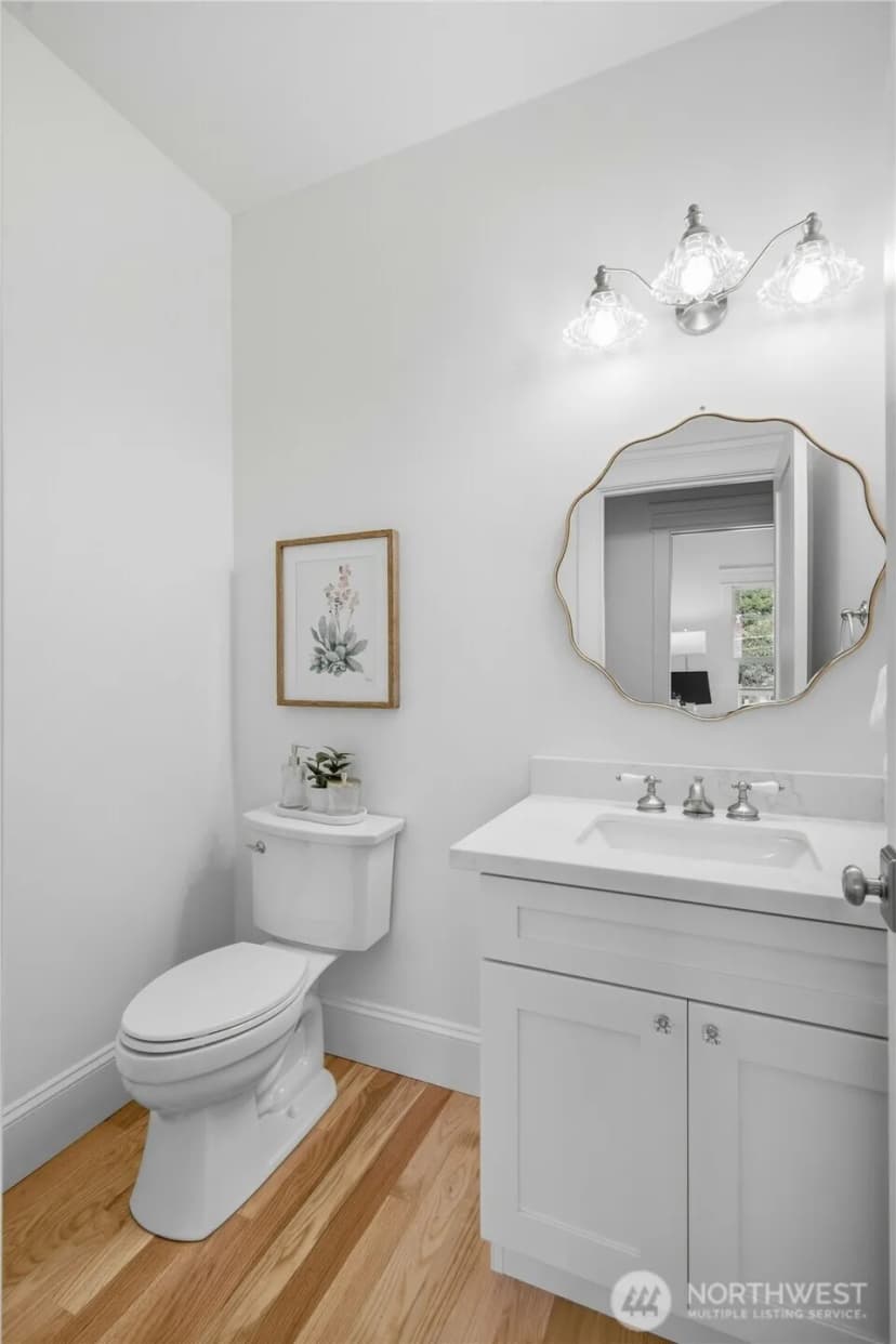 Property photo for 7717 2nd Avenue Ne, Seattle photo 23