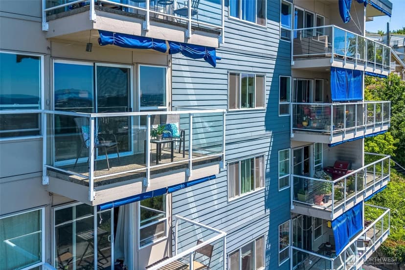 Property photo for 2221 Gilman Drive W #303, Seattle photo 20