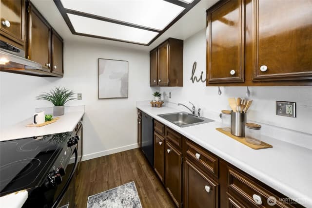 Property photo for 2221 Gilman Drive W #303, Seattle photo 5