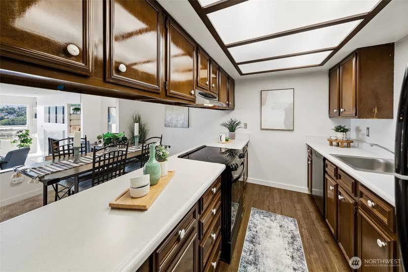 Property photo for 2221 Gilman Drive W #303, Seattle photo 7
