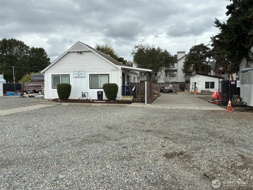 Property photo for 1513 Nw 18th St, Puyallup