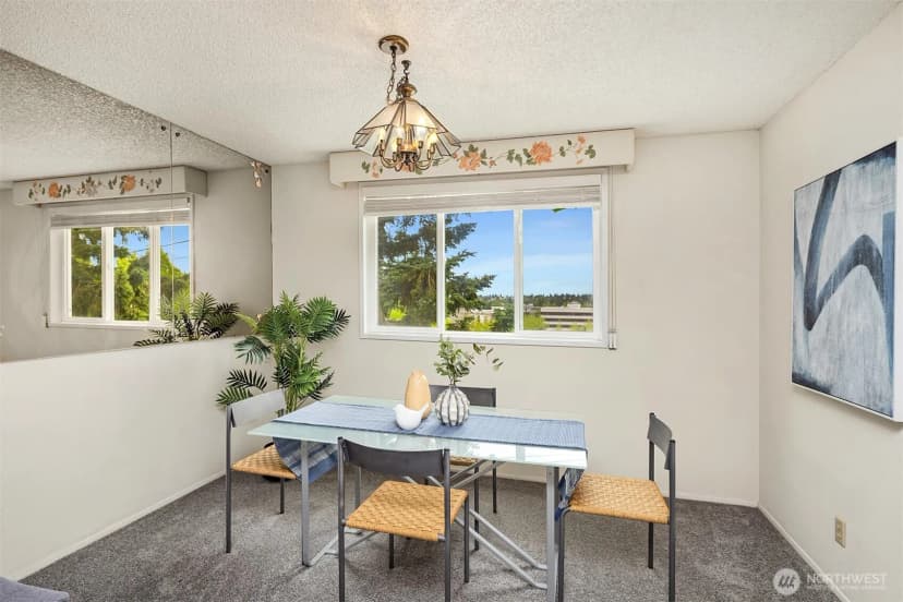 Property photo for 9710 5th Avenue Ne #503, Seattle photo 12