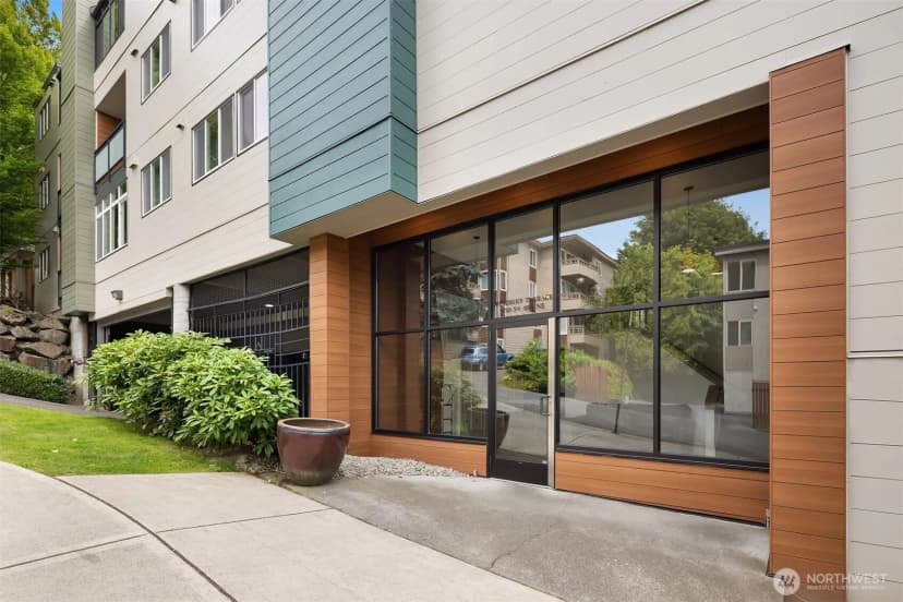 Property photo for 9710 5th Avenue Ne #503, Seattle photo 24