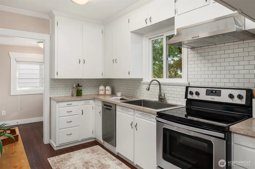 Property photo for 3515 Sw Austin Street, Seattle photo 10