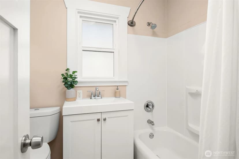 Property photo for 3515 Sw Austin Street, Seattle photo 16