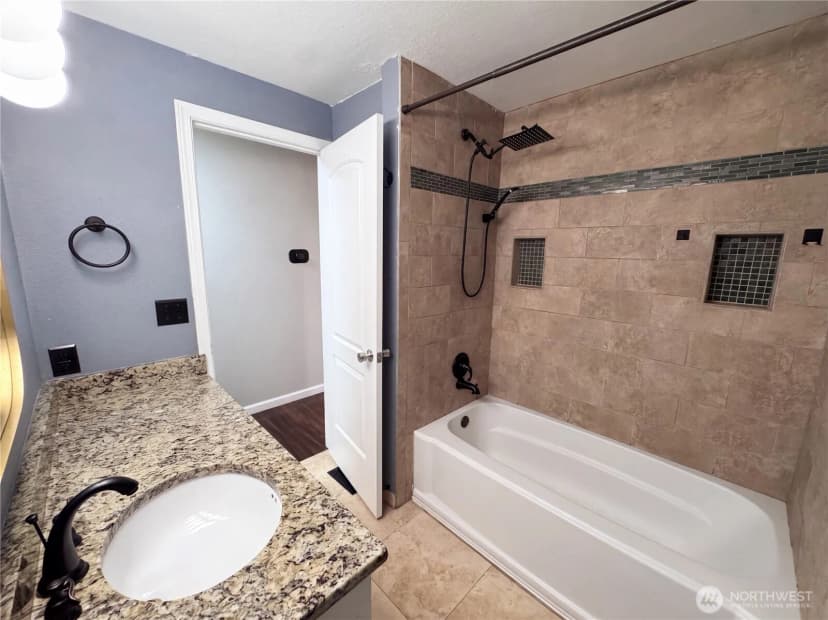 Property photo for 7022 160th Street Court E, Puyallup photo 11