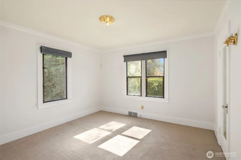 Property photo for 3838 38th Avenue S, Seattle photo 13