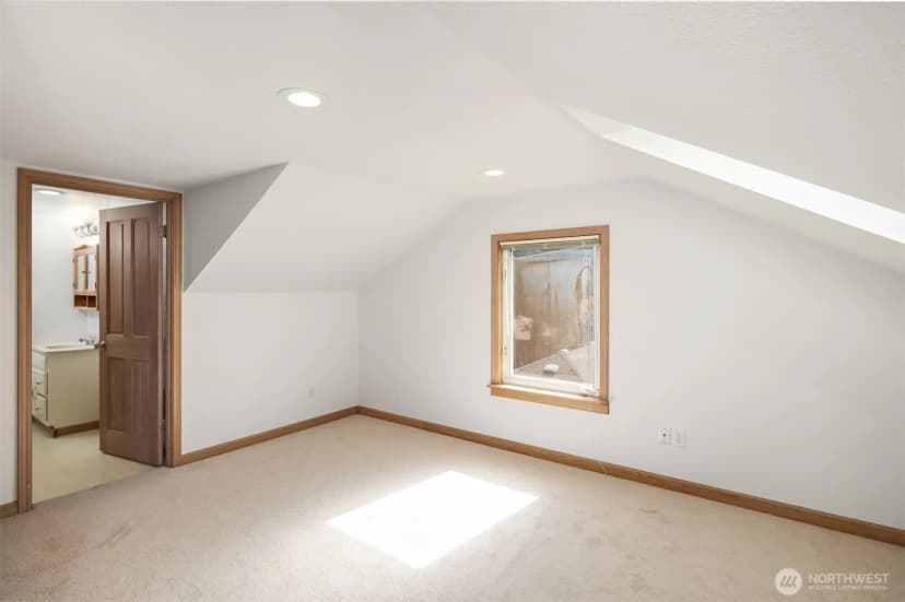 Property photo for 3838 38th Avenue S, Seattle photo 14