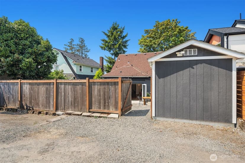Property photo for 906 29th Avenue, Seattle photo 26