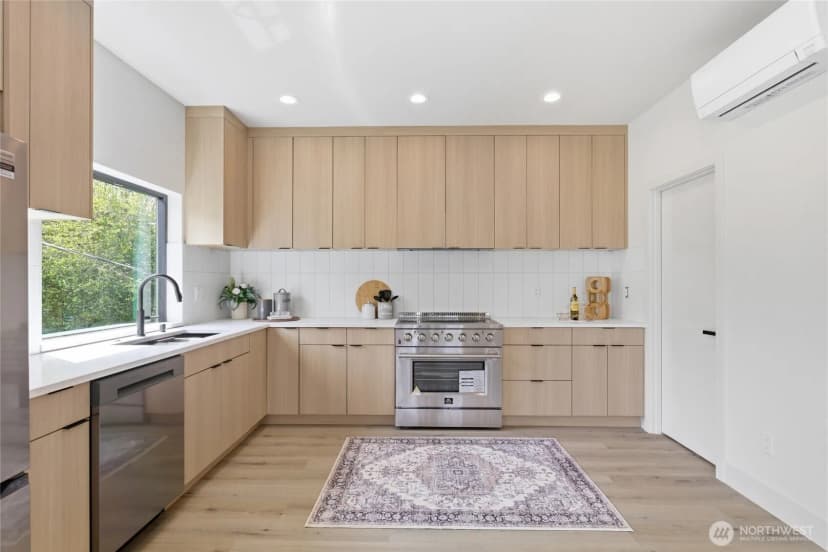Property photo for 326 Nw 80th Street, Seattle photo 12