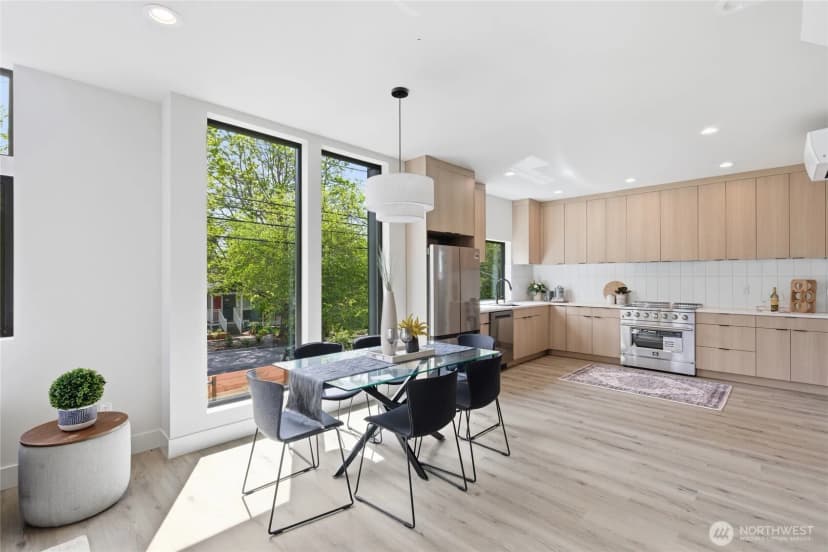 Property photo for 326 Nw 80th Street, Seattle photo 11