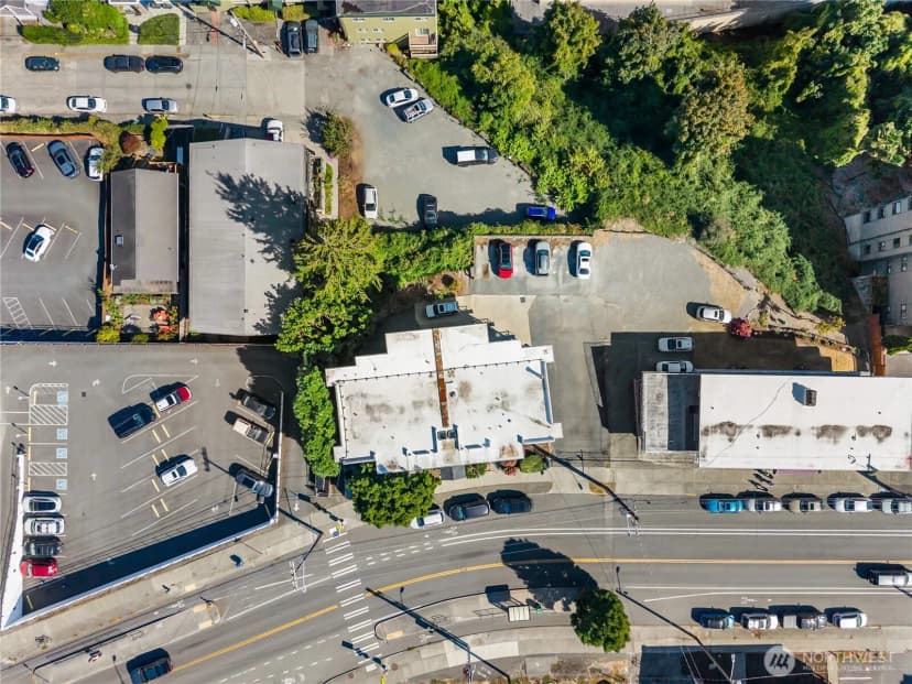 Property photo for 1758 Dexter Avenue N #5, Seattle photo 30
