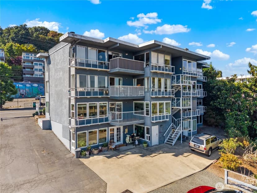 Property photo for 1758 Dexter Avenue N #5, Seattle photo 37