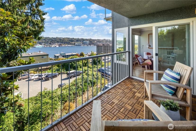 Property photo for 1758 Dexter Avenue N #5, Seattle photo 9