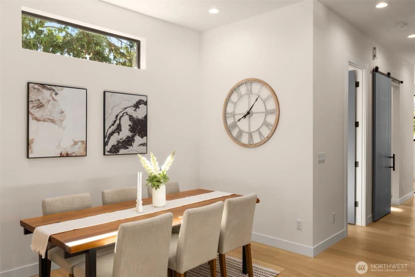 Property photo for 2731 50th Avenue Sw, Seattle photo 11