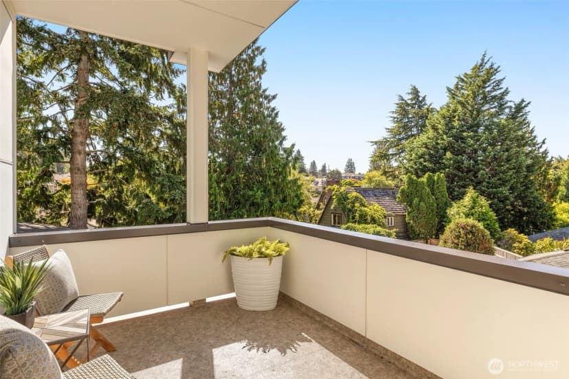 Property photo for 2731 50th Avenue Sw, Seattle photo 20