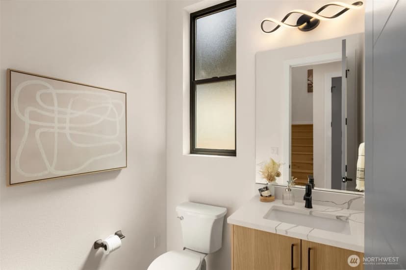 Property photo for 2731 50th Avenue Sw, Seattle photo 12