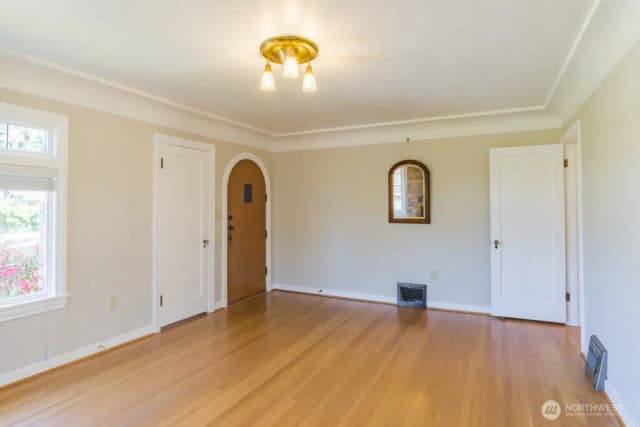 Property photo for 507 Ne 91st Street, Seattle photo 4
