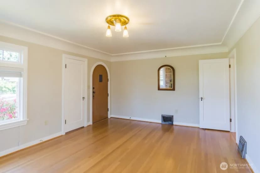 Property photo for 507 Ne 91st Street, Seattle photo 4