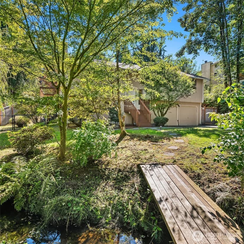 Property photo for 23023 39th Avenue W, Brier photo 4