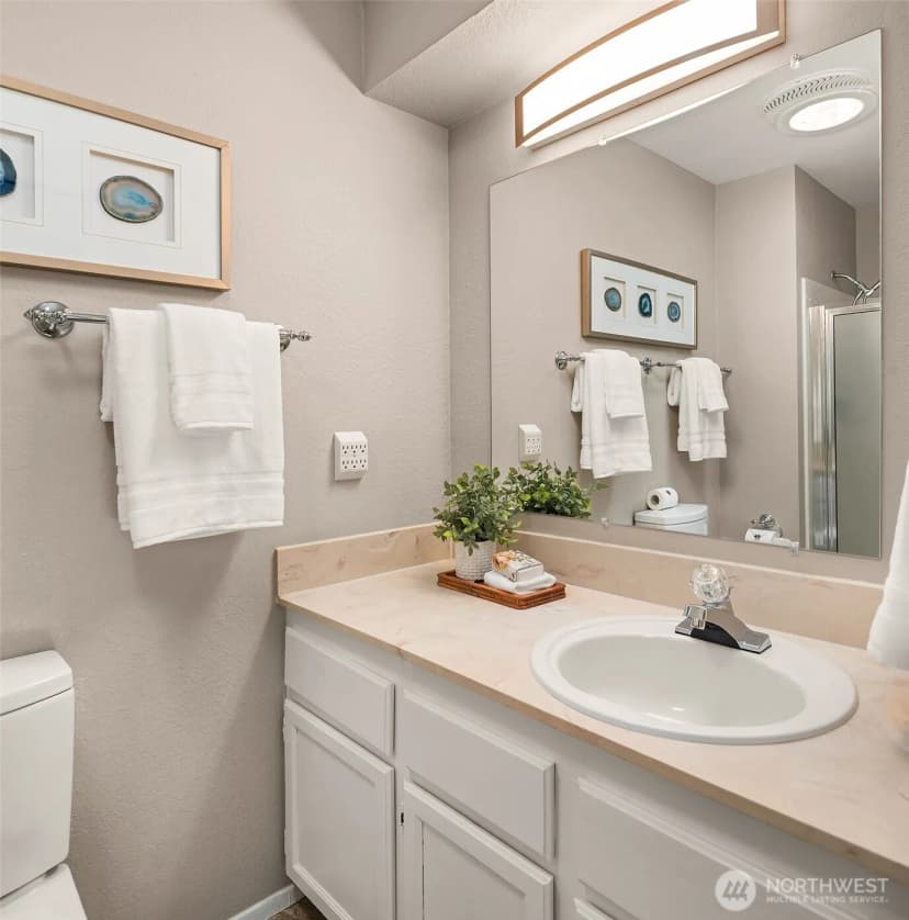 Property photo for 23023 39th Avenue W, Brier photo 26