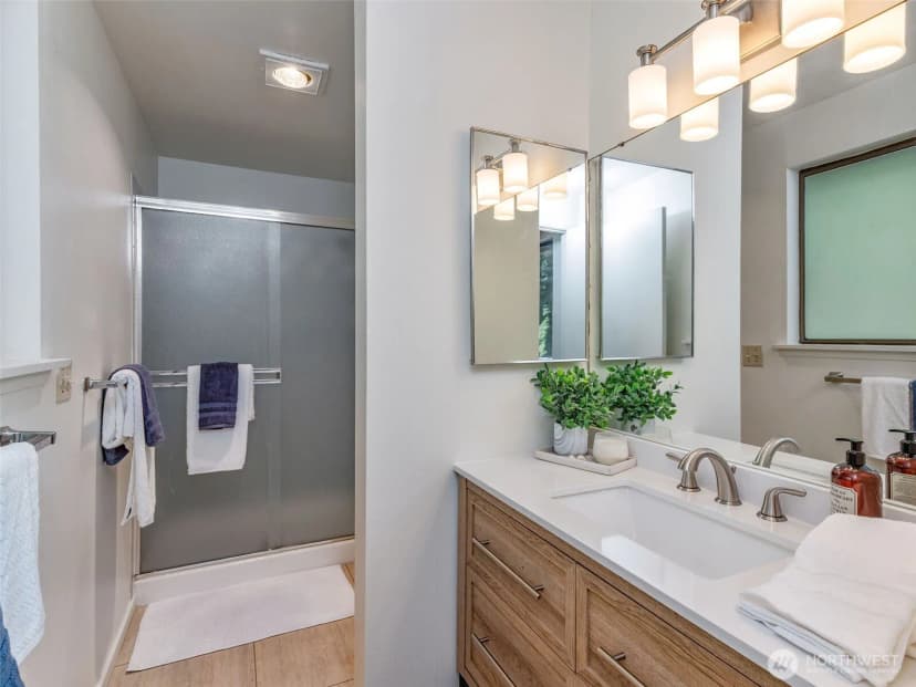 Property photo for 2114 Ne Bartre Court, Poulsbo photo 14