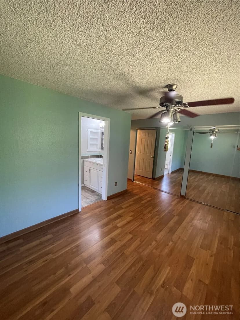 Property photo for 32508 44th Avenue S, Federal Way photo 11