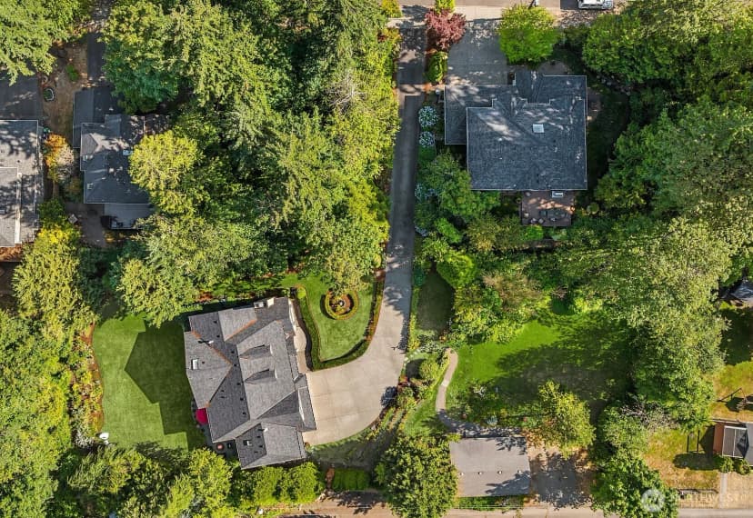 Property photo for 12022 Ne 97th Street, Kirkland photo 33