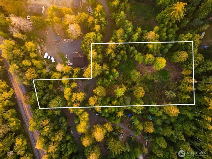 Property photo for 14245 Pita Lane Ne #b, Bainbridge Island photo 3