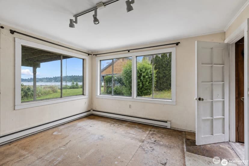 Property photo for 14238 41st Avenue Ne, Seattle photo 25