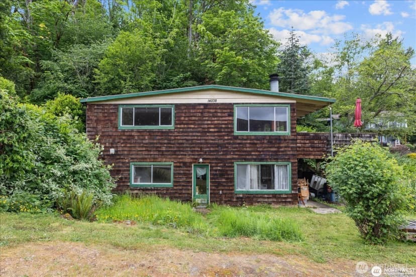 Property photo for 14238 41st Avenue Ne, Seattle photo 12