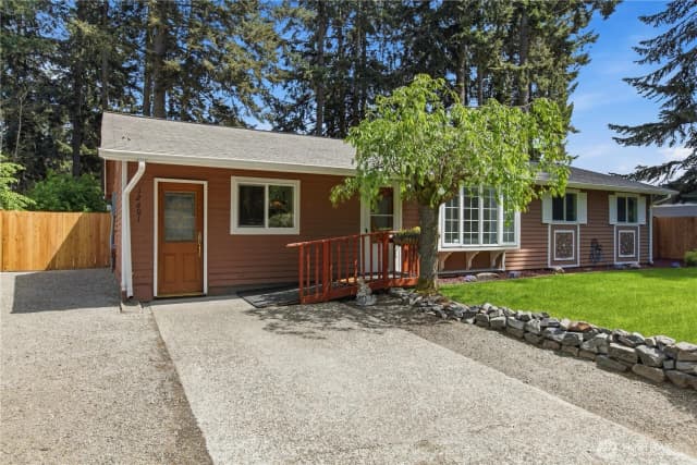 Property photo for 12601 105th Avenue Ct E, Puyallup photo 4