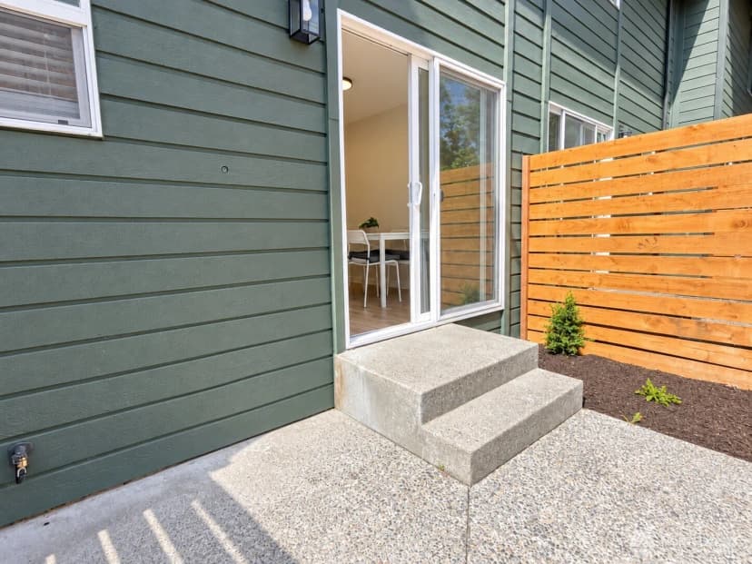 Property photo for 1220 N 137th Street #3, Seattle photo 8