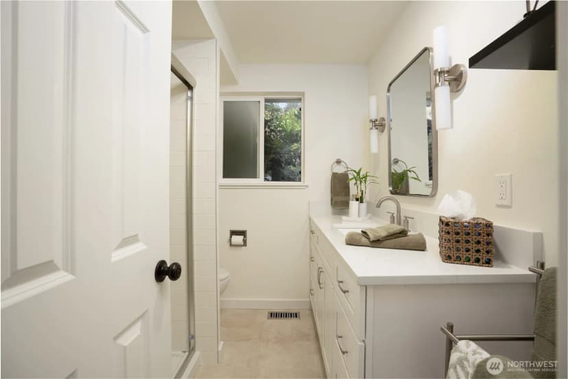 Property photo for 6205 Soundview Drive, Gig Harbor photo 17