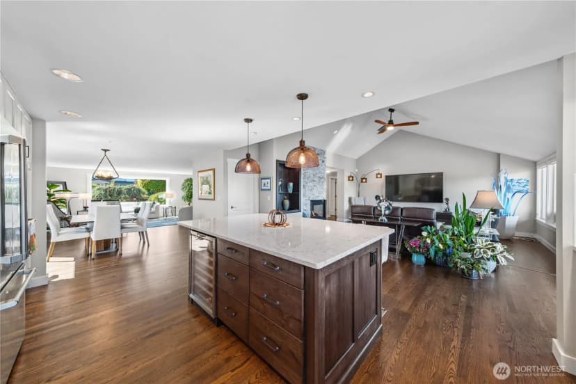Property photo for 2803 200th Avenue E, Lake Tapps photo 7