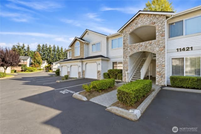 Property photo for 11421 8th Avenue W #aa102, Everett photo 2