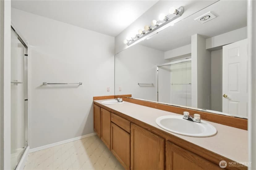 Property photo for 11421 8th Avenue W #aa102, Everett photo 19
